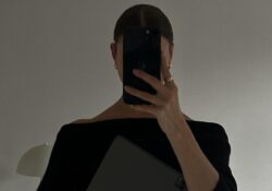 vêtements noirs
