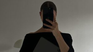 vêtements noirs